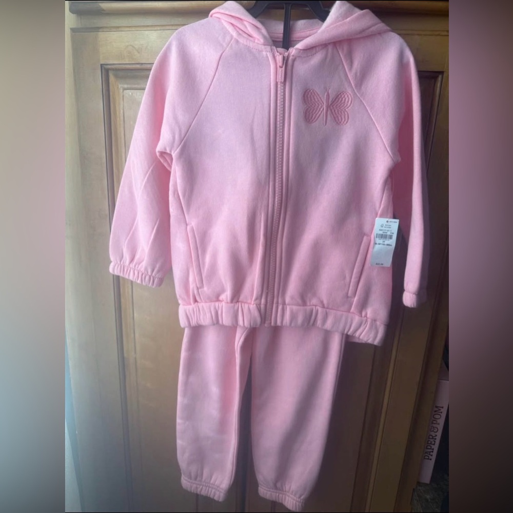 3T BNWT Old Navy sweatsuit sets & hoodies (5 items)